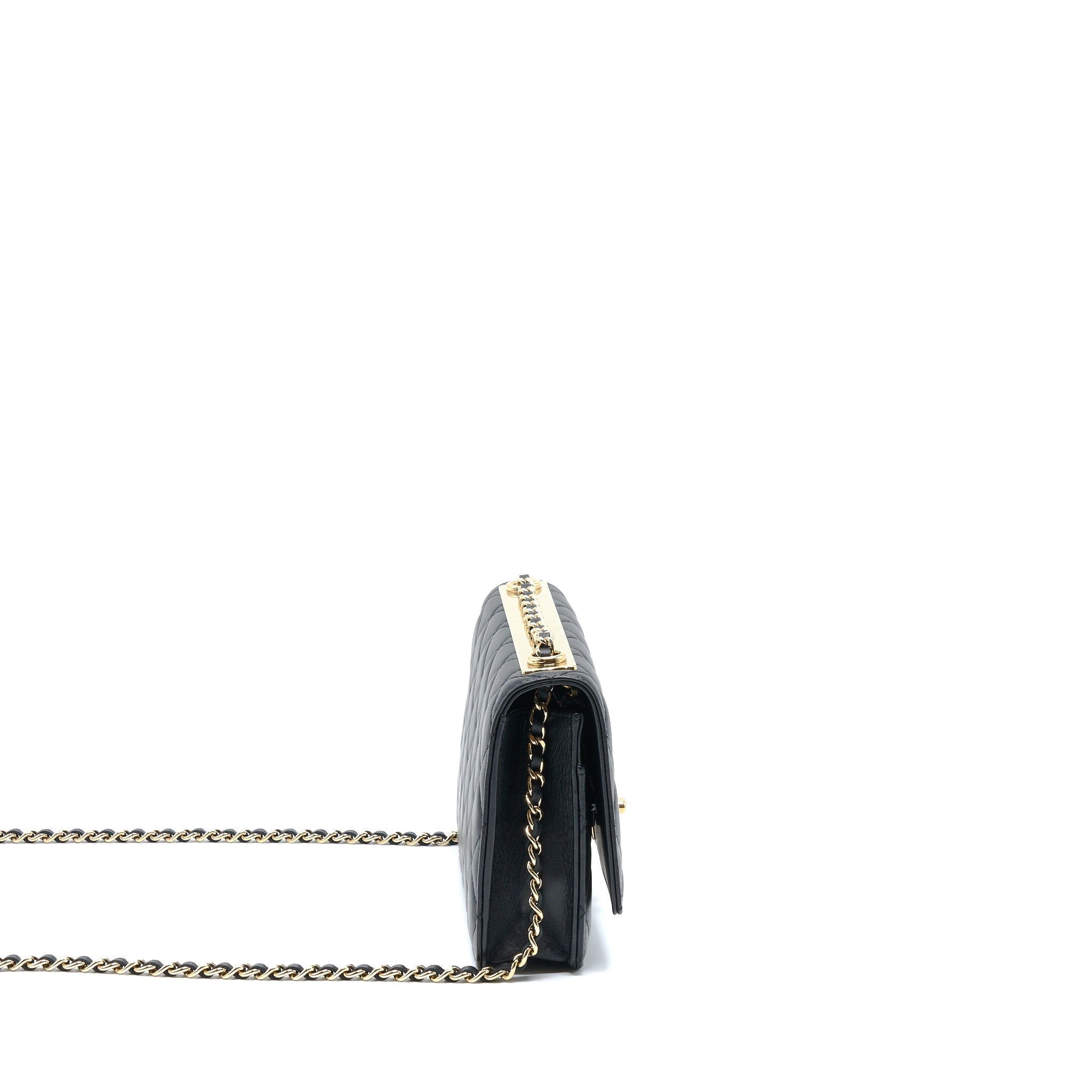 chanel-trendy-cc-wallet-on-chain-lambskin-black-ghw