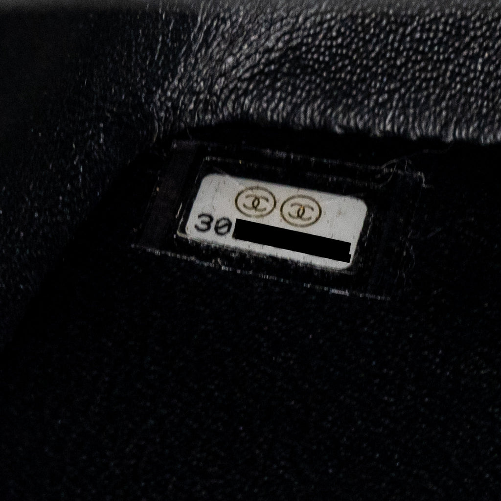copy-of-chanel-mini-2-55-reissue-flap-bag-chevron-calfskin-so-black