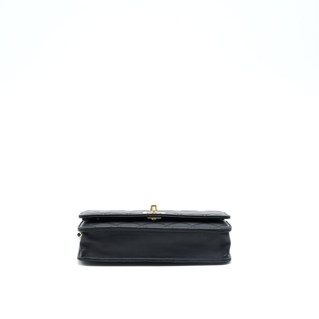 chanel-trendy-cc-wallet-on-chain-lambskin-black-ghw