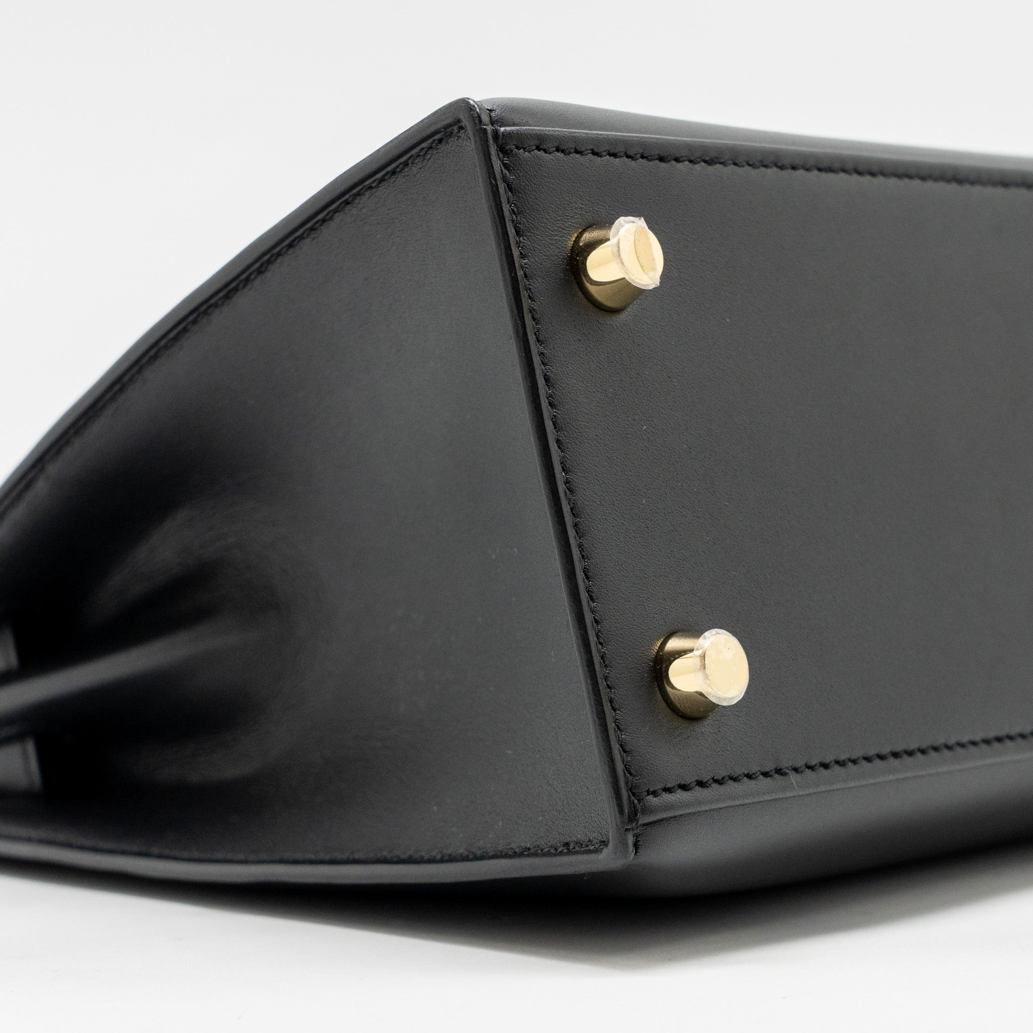 hermes-kelly-25-sombrero-black-ghw-stamp-c
