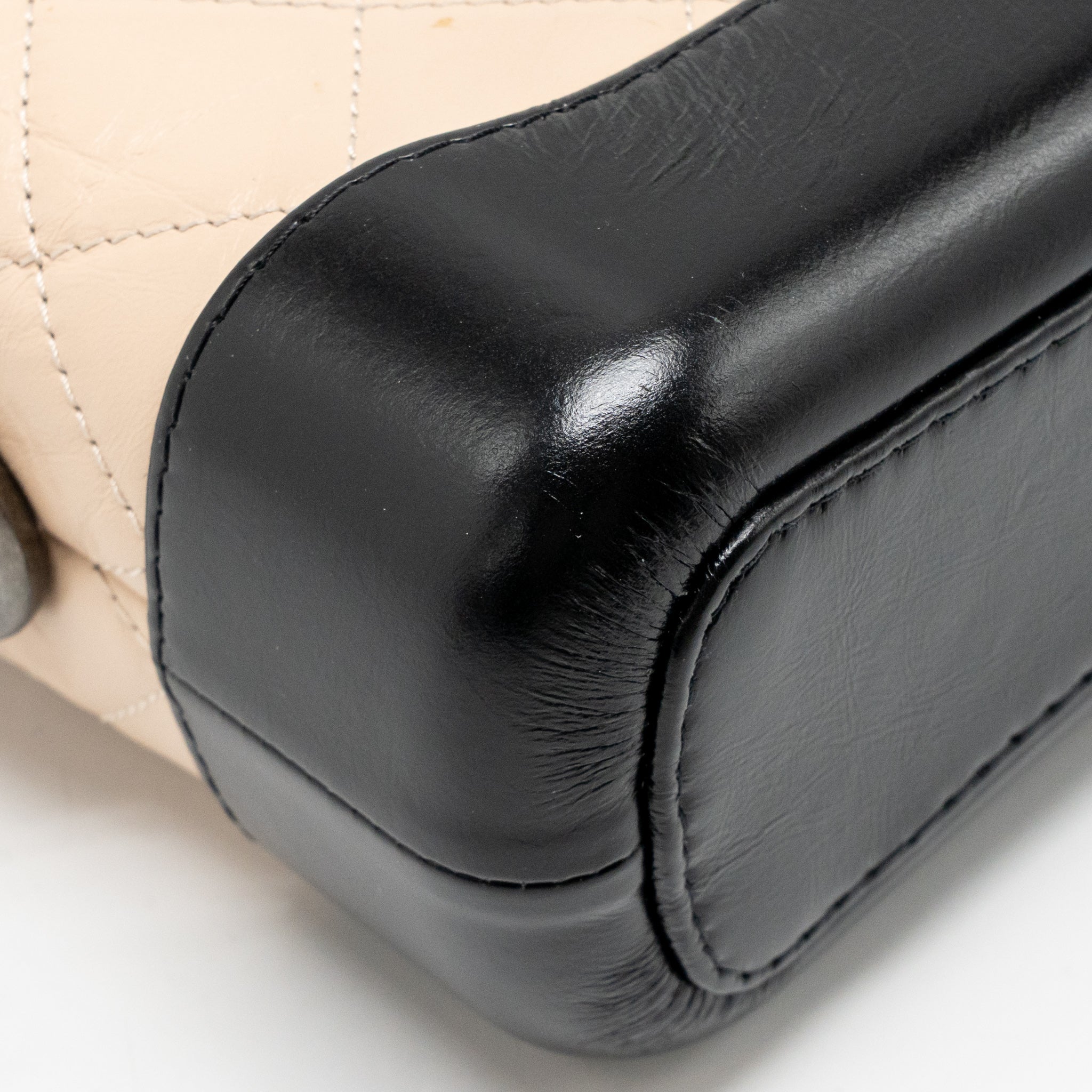 chanel-small-gabrielle-hobo-bag-aged-calfskin-beige-black-multicolour-hardware-copy