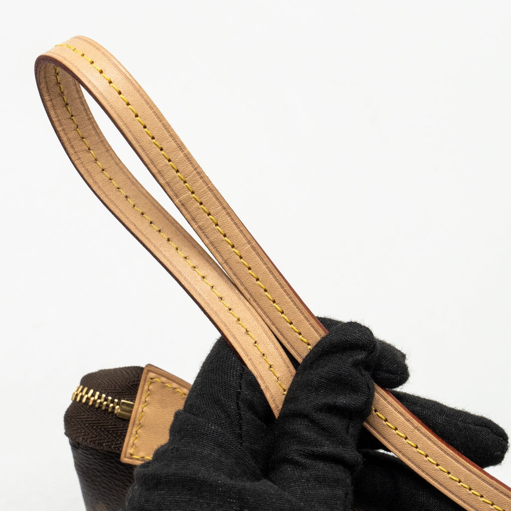 louis-vuitton-pochette-accessories-monogram-canvas-ghw-7