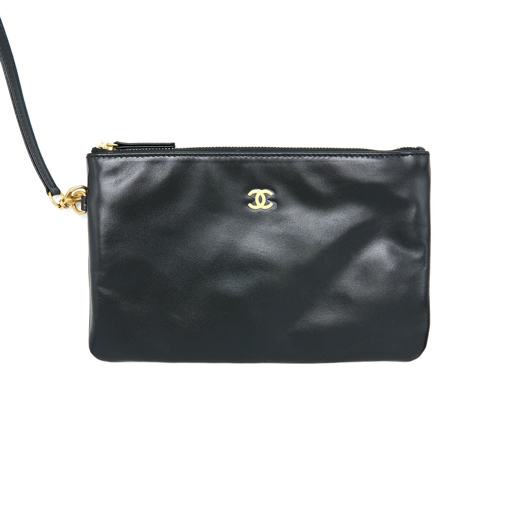 chanel-medium-22-bag-shiny-calfskin-black-ghw-microchip