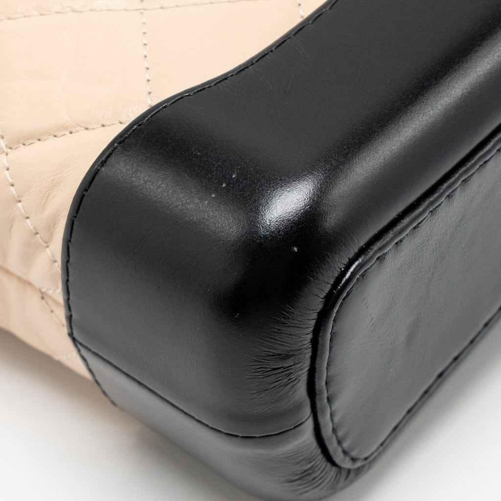 chanel-small-gabrielle-hobo-bag-aged-calfskin-beige-black-multicolour-hardware-copy