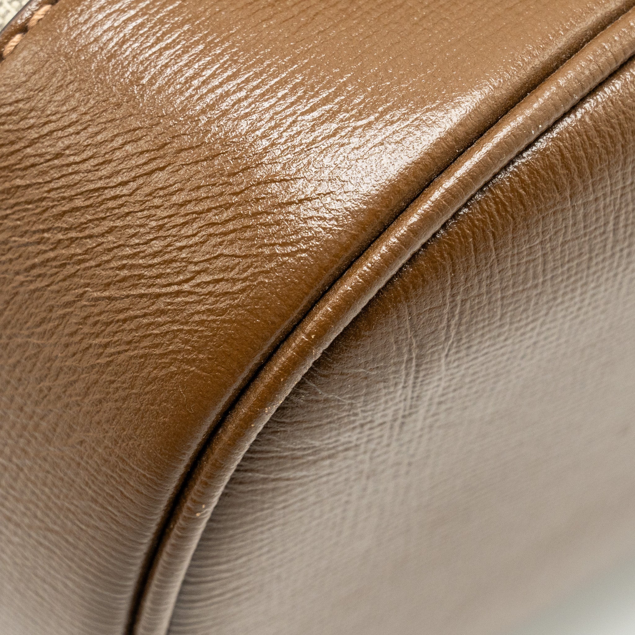 gucci-1955-horsebit-backpack-gg-supreme-canvas-calfskin-brown-ghw