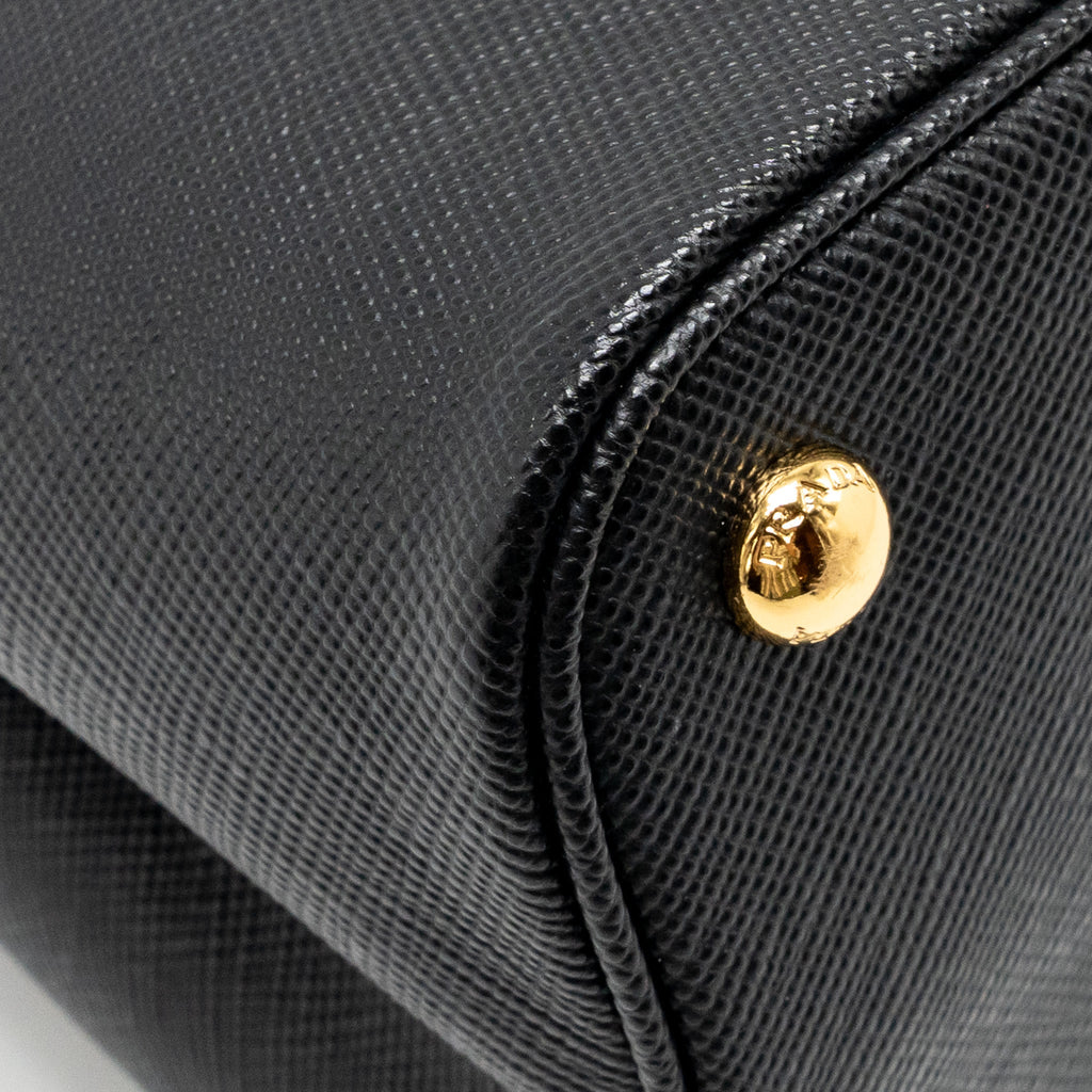 prada-medium-saffiano-cuir-tote-bag-leather-black-fuoco-ghw