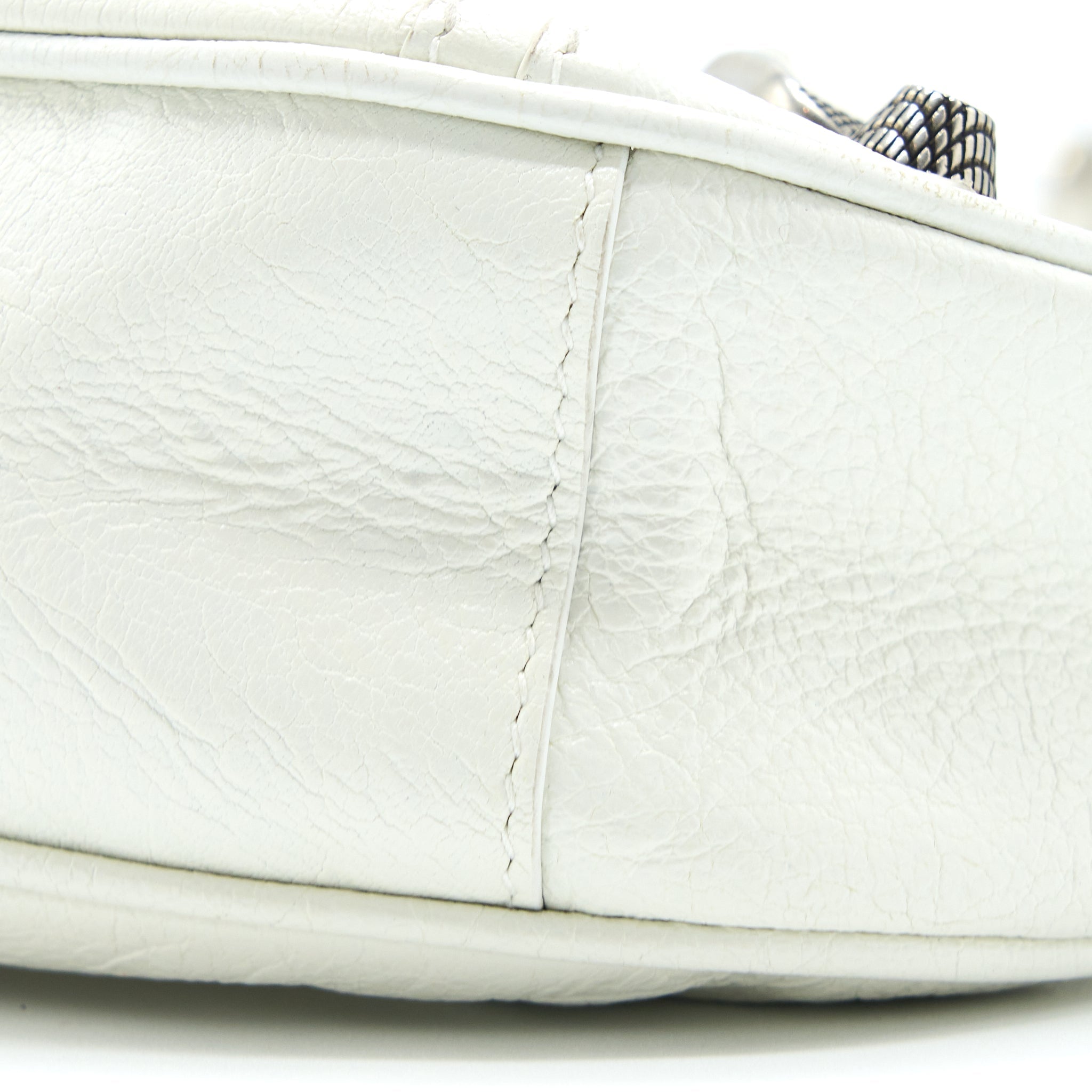 balenciaga-le-cagole-xs-shoulder-bag-lambskin-white-shw