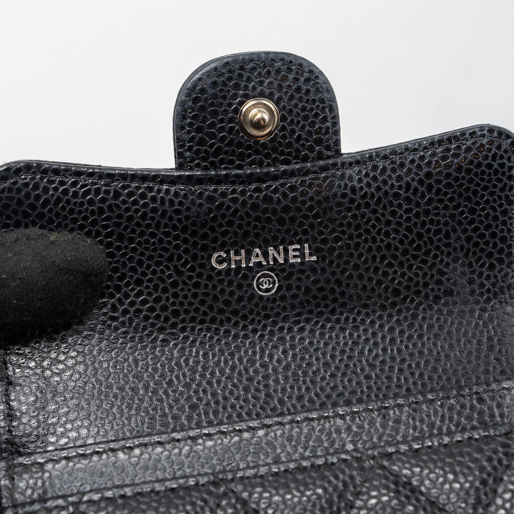 chanel-classic-flap-card-holder-caviar-black-shw-5