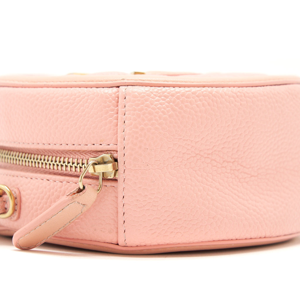 chanel-mini-round-vanity-with-chain-caviar-pink-ghw