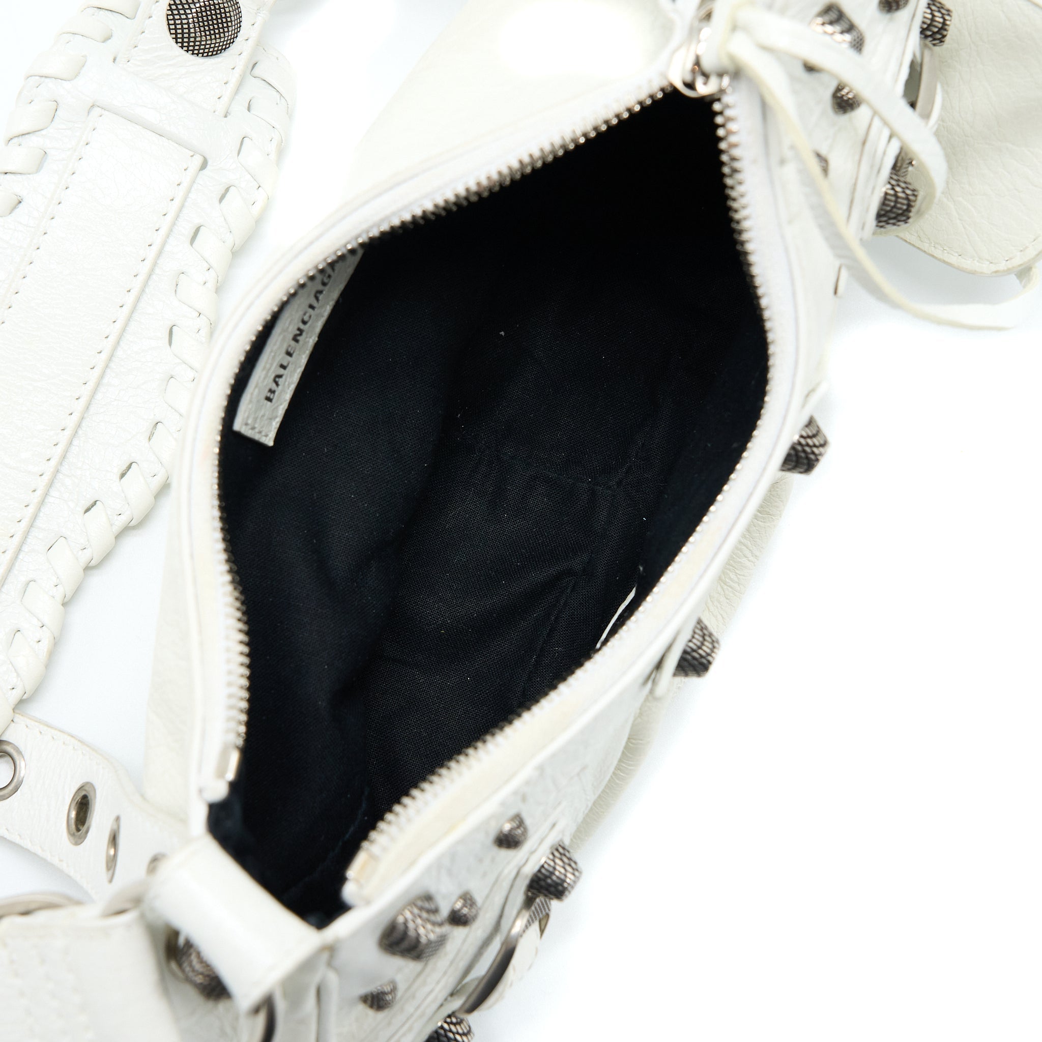 balenciaga-le-cagole-xs-shoulder-bag-lambskin-white-shw