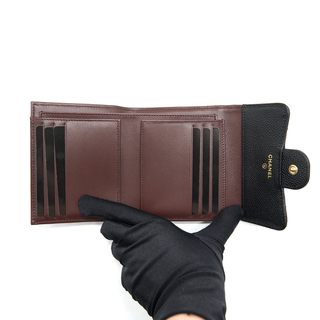chanel-small-flap-wallet-caviar-black-ghw