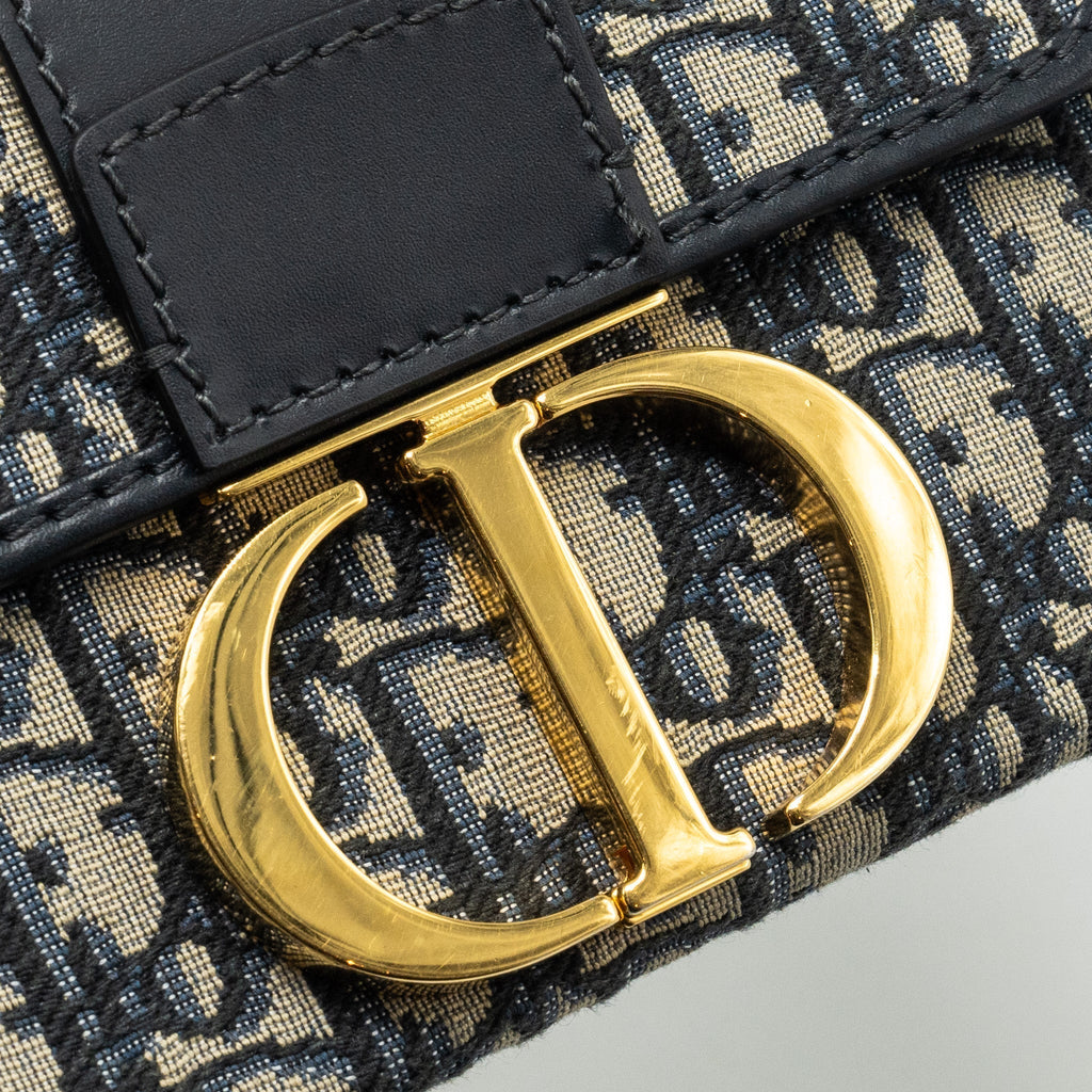 dior-30-montaigne-box-blue-oblique-jacquard-ghw-2