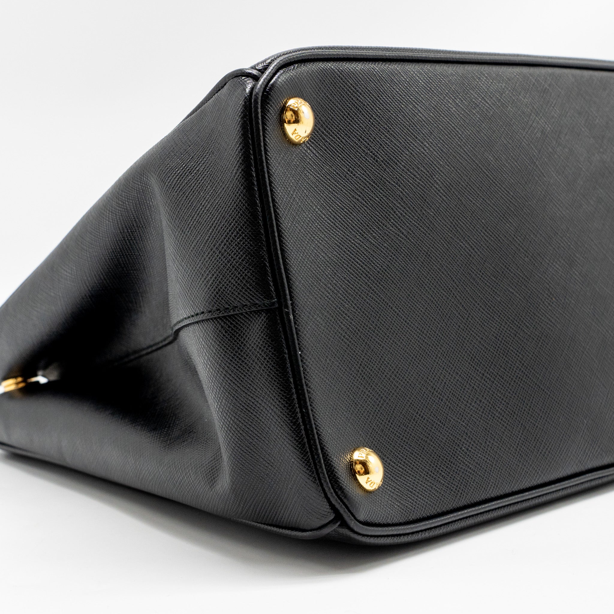 prada-large-saffiano-tote-bag-leather-black-ghw-1