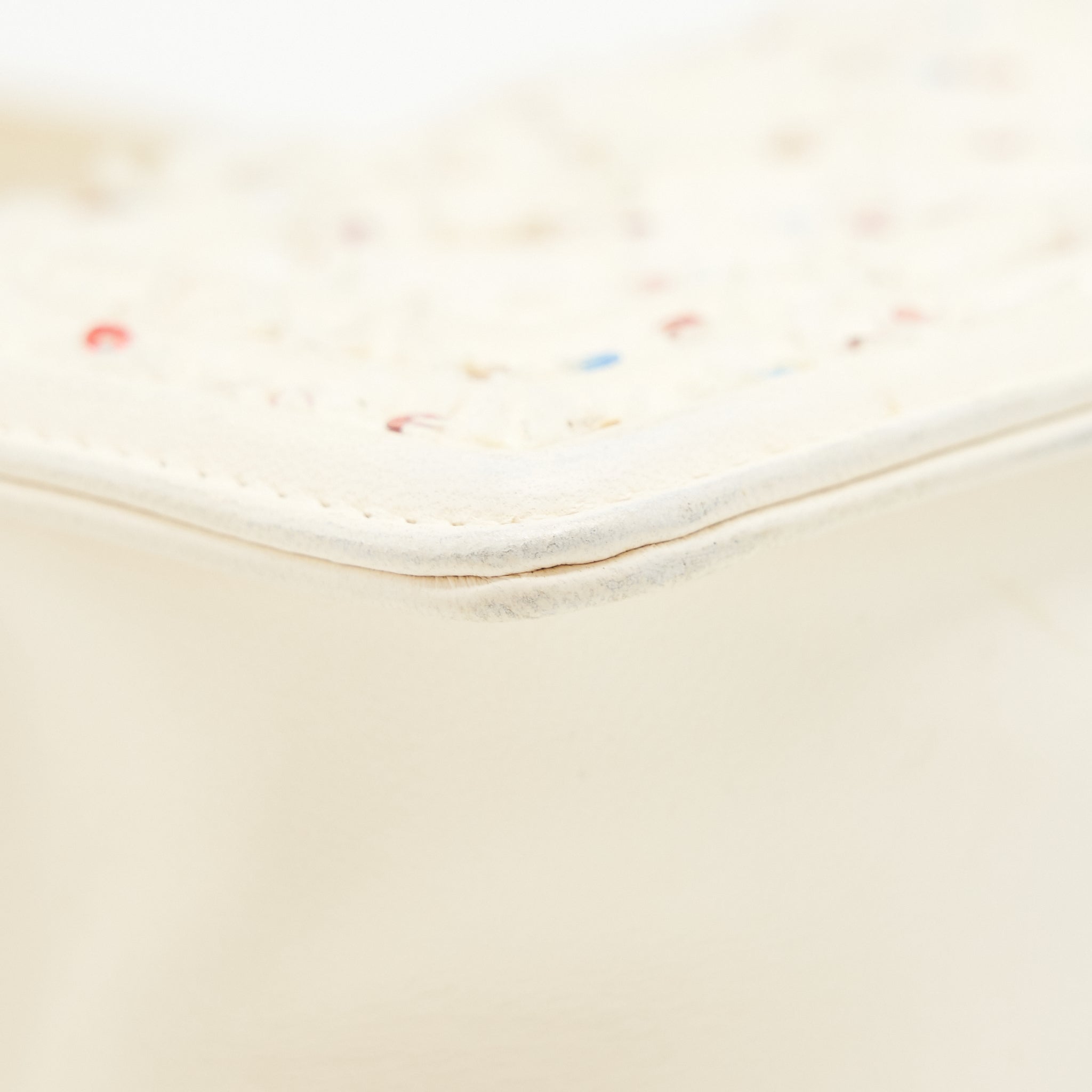 chanel-small-boy-bag-limited-white-shw