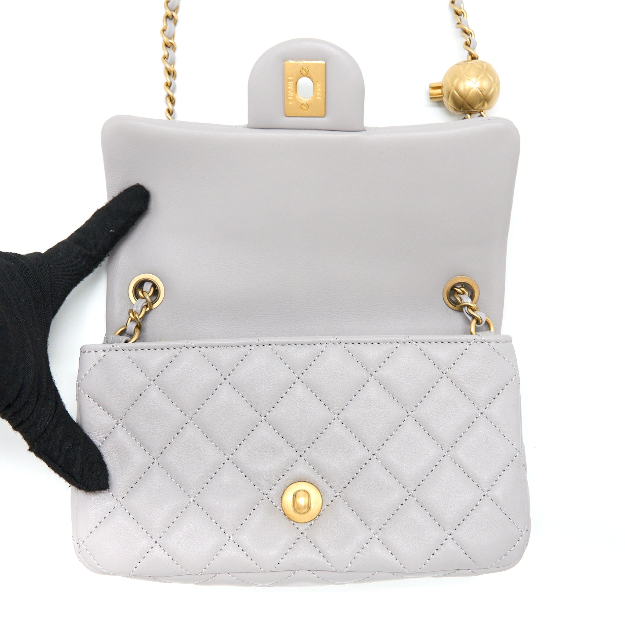 chanel-pearl-crush-mini-rectangular-flap-bag-lambskin-light-grey-ghw-microchip-1