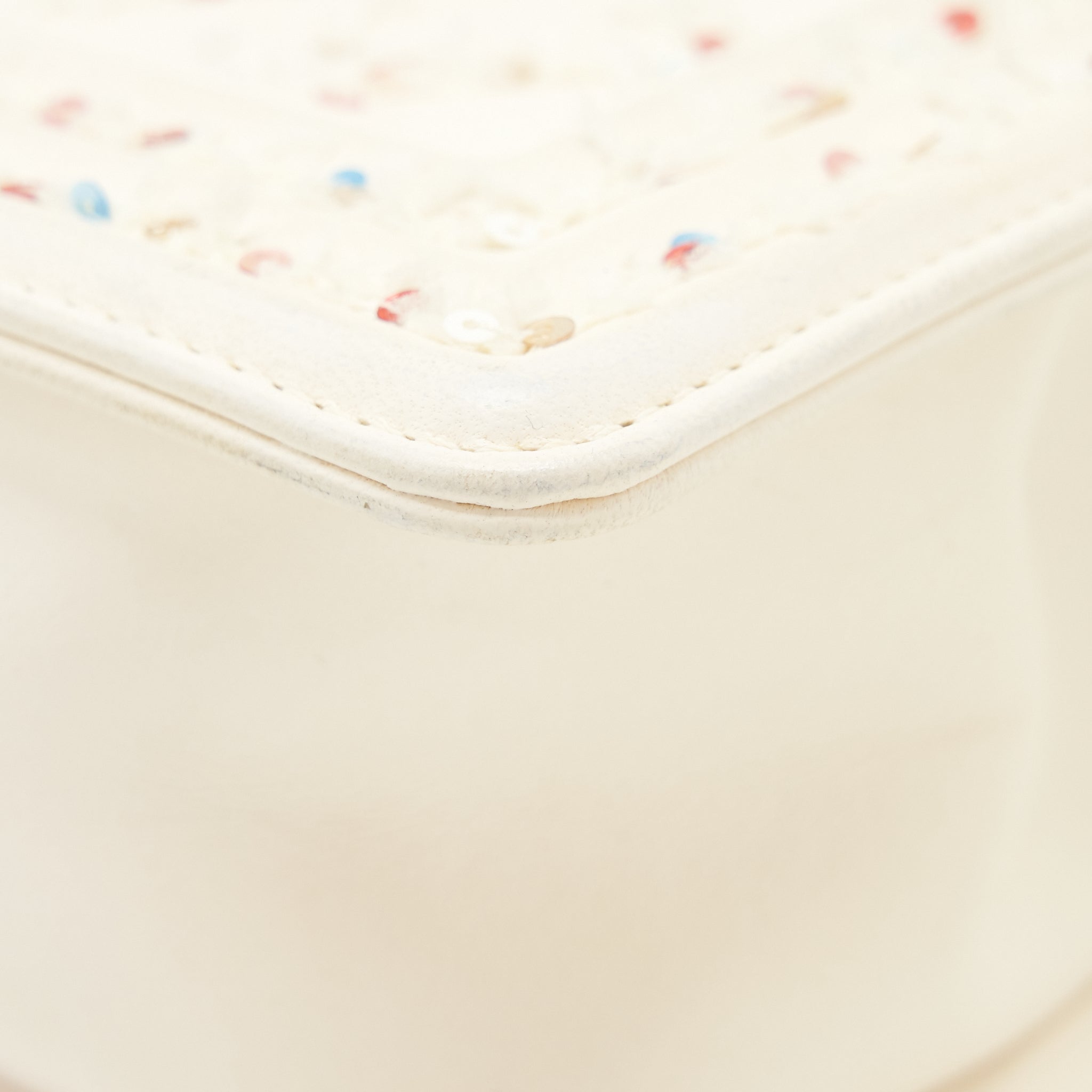 chanel-small-boy-bag-limited-white-shw