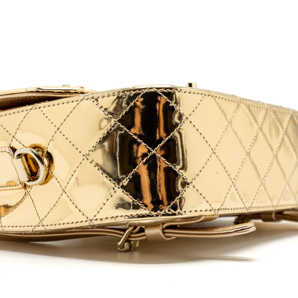 chanel-24c-backpack-with-star-patent-leather-gold-lghw-microchip