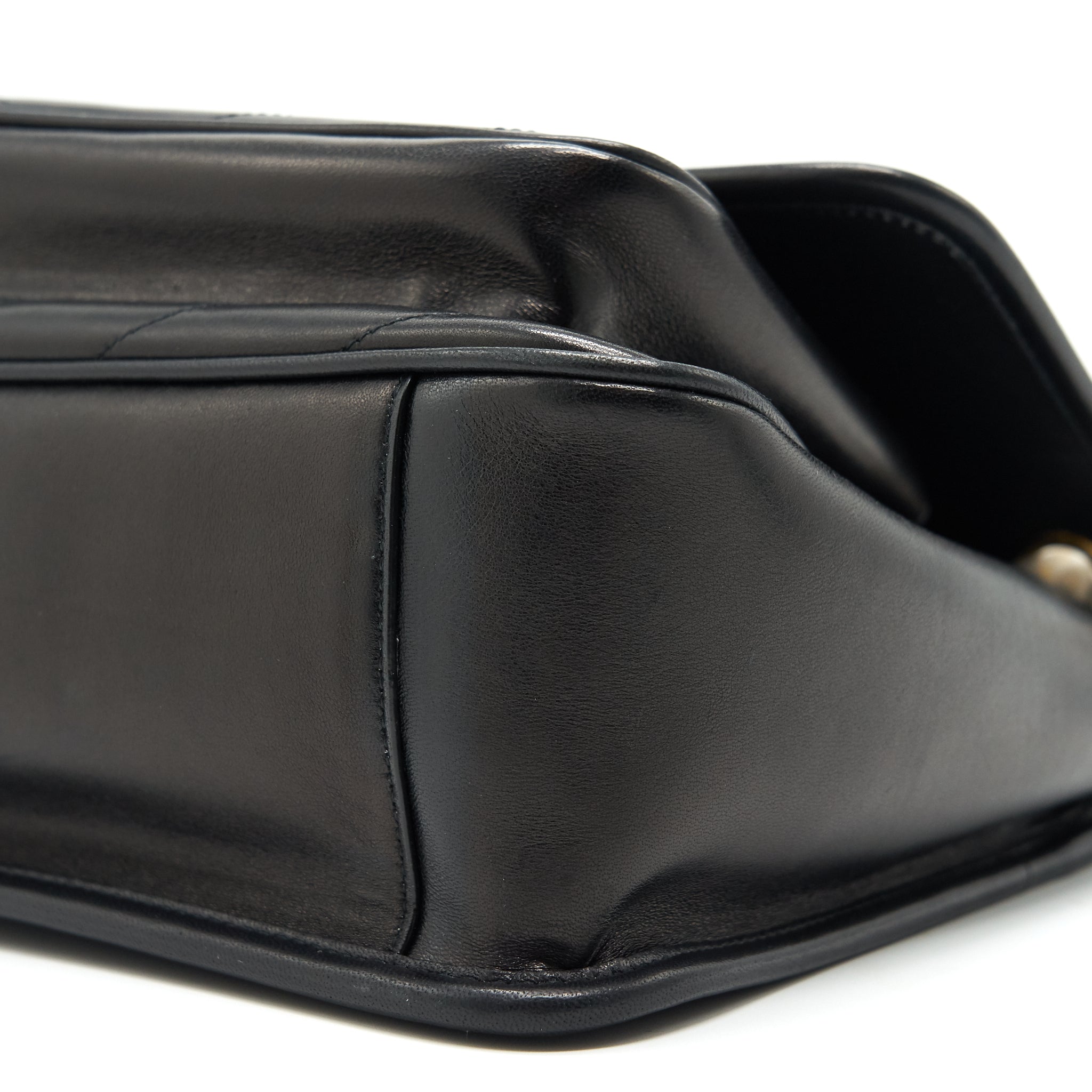 saint-laurent-medium-niki-black-with-ghw