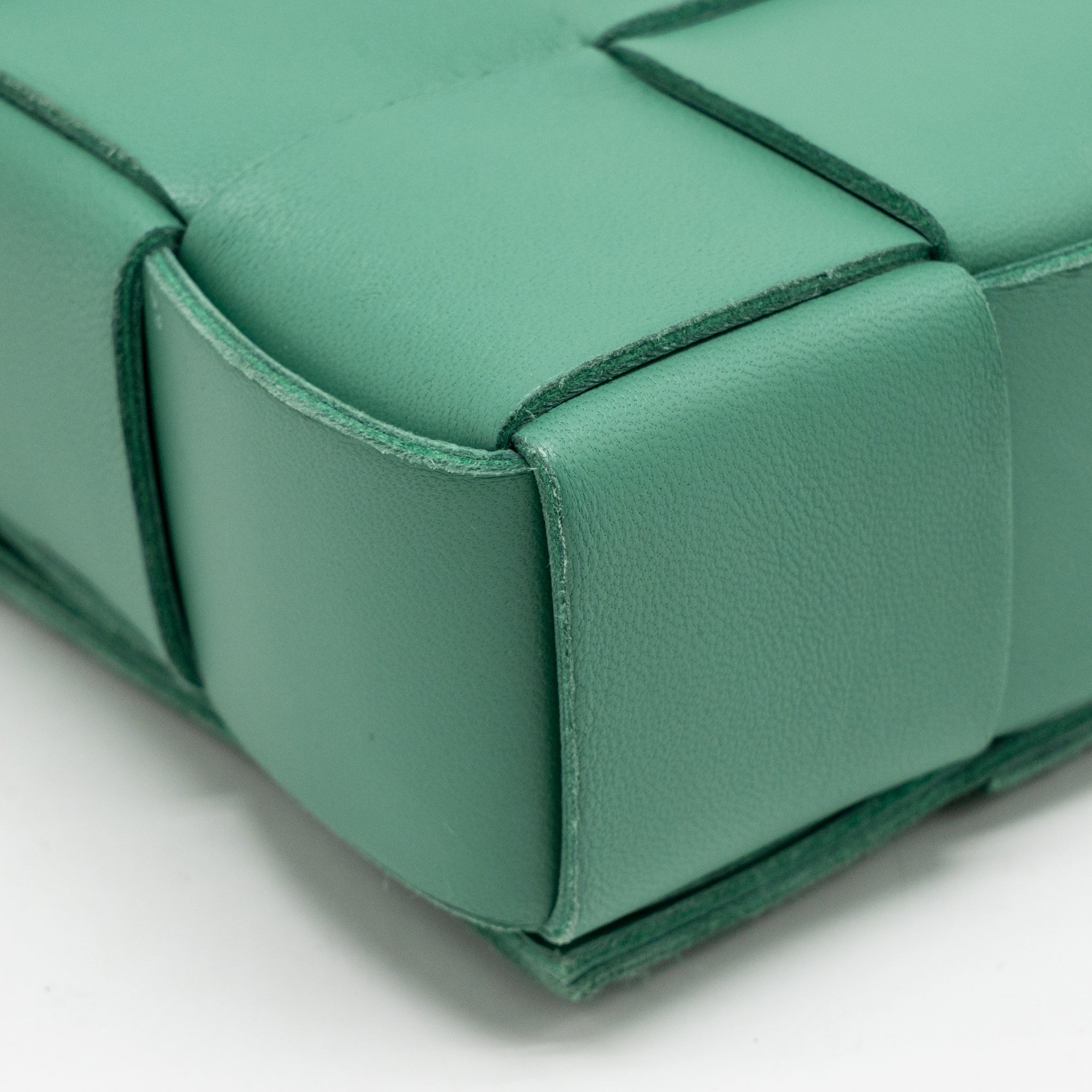 bottega-veneta-green