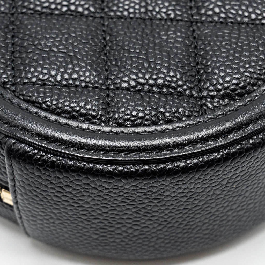 chanel-cc-filigree-quilted-round-crossbody-bag-caviar-black-ghw-copy