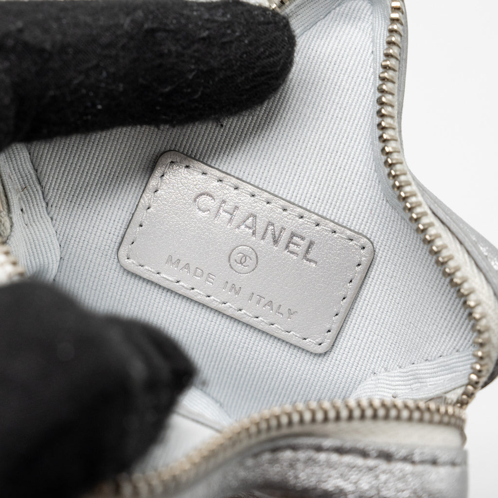 chanel-mini-star-coin-purse-calfskin-silver-lghwmicrochip