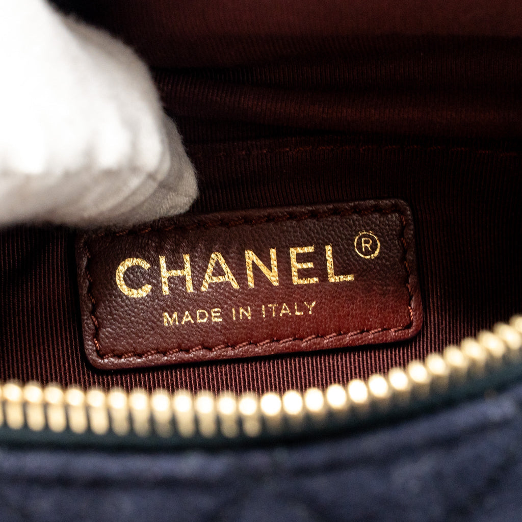 chanel-waist-bag-black