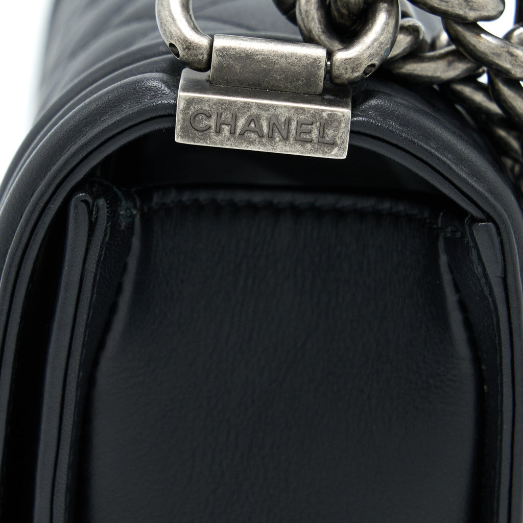 chanel-small-boy-bag-calfskin-black-with-ruthenium-hardware