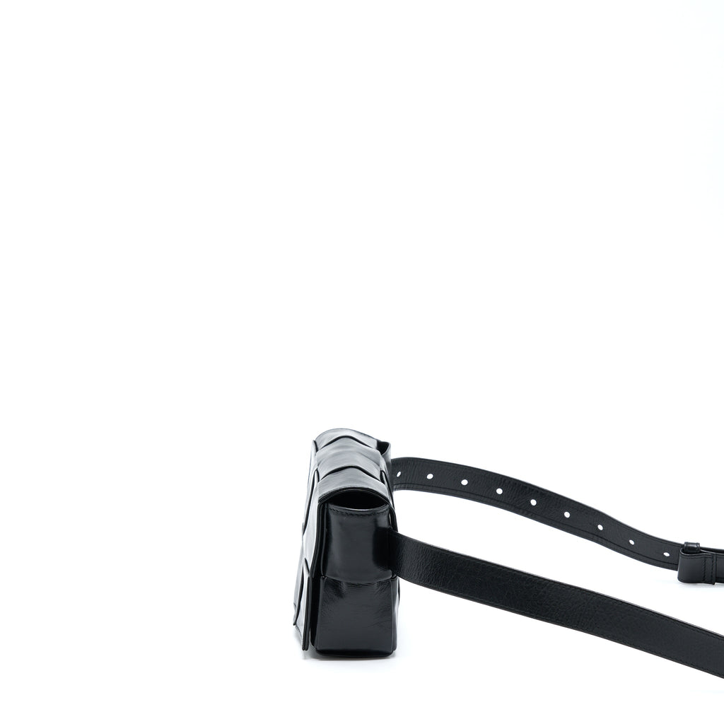 bottega-veneta-cassette-belt-bag-calfskin-black