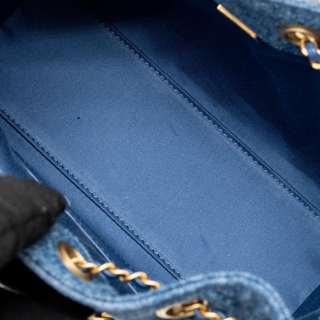 chanel-mini-25-bag-denim-blue-ghw-microchip
