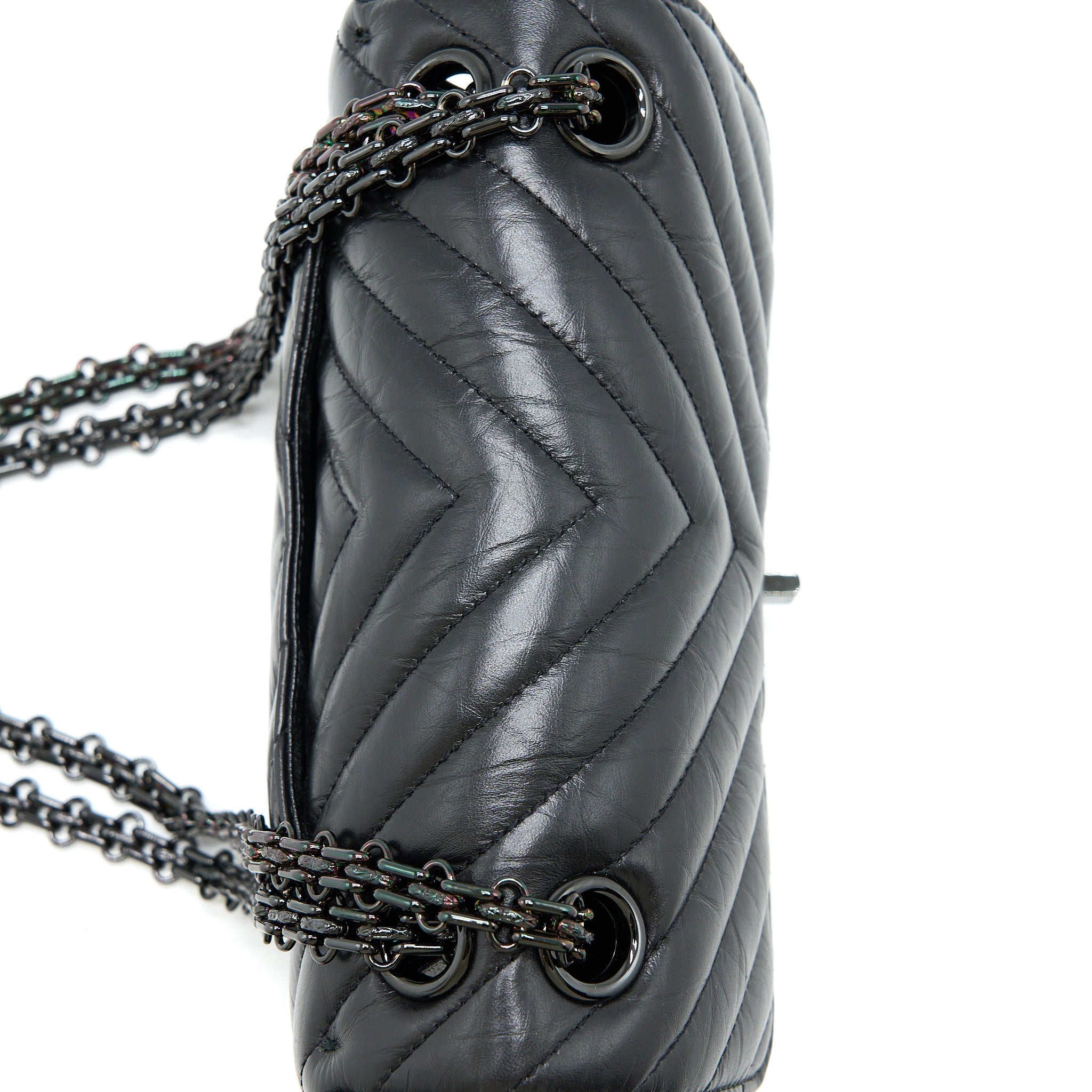 chanel-mini-reissue-2-55-flap-bag-chevron-aged-calfskin-so-black