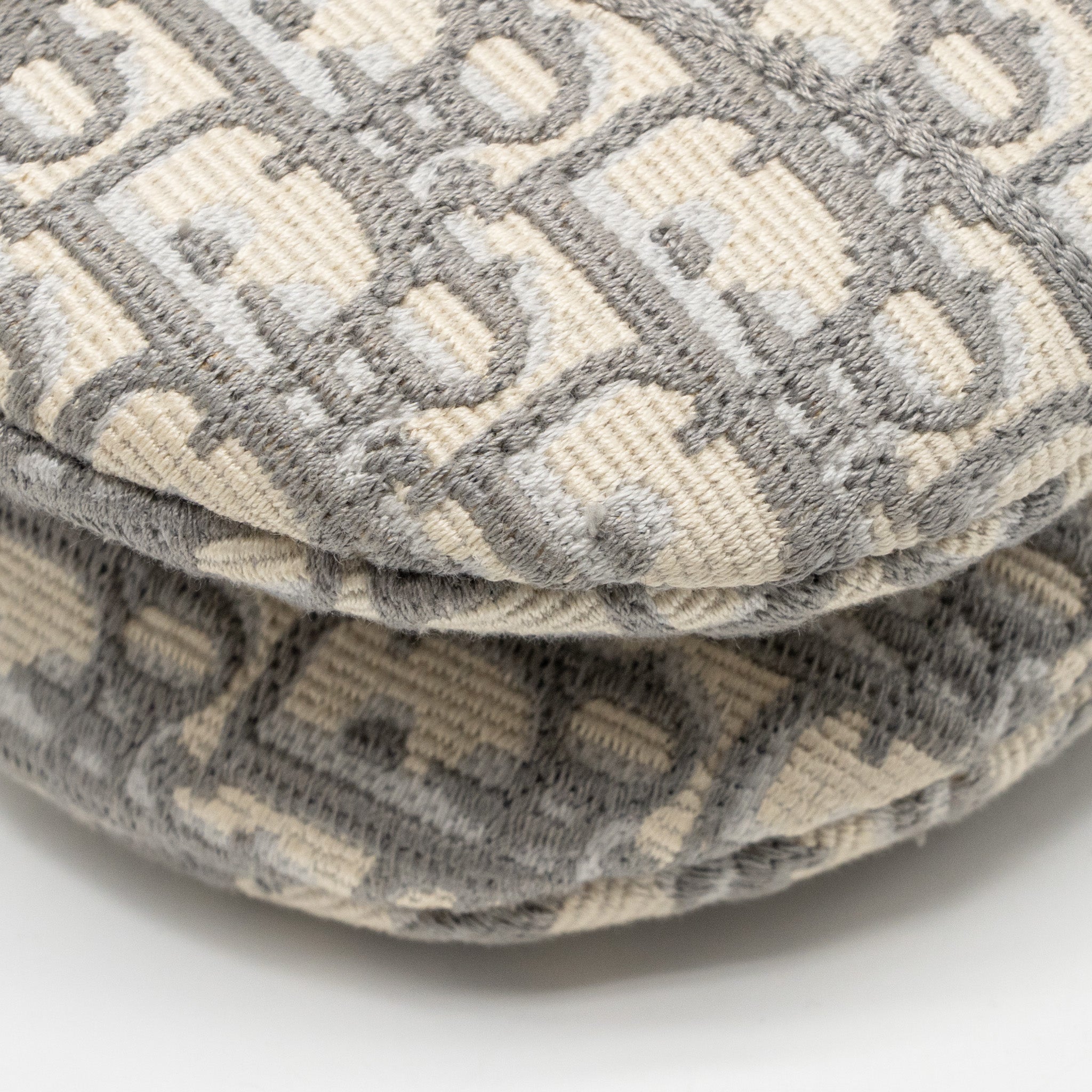 dior-medium-saddle-bag-dior-oblique-embroidery-light-grey-ghw