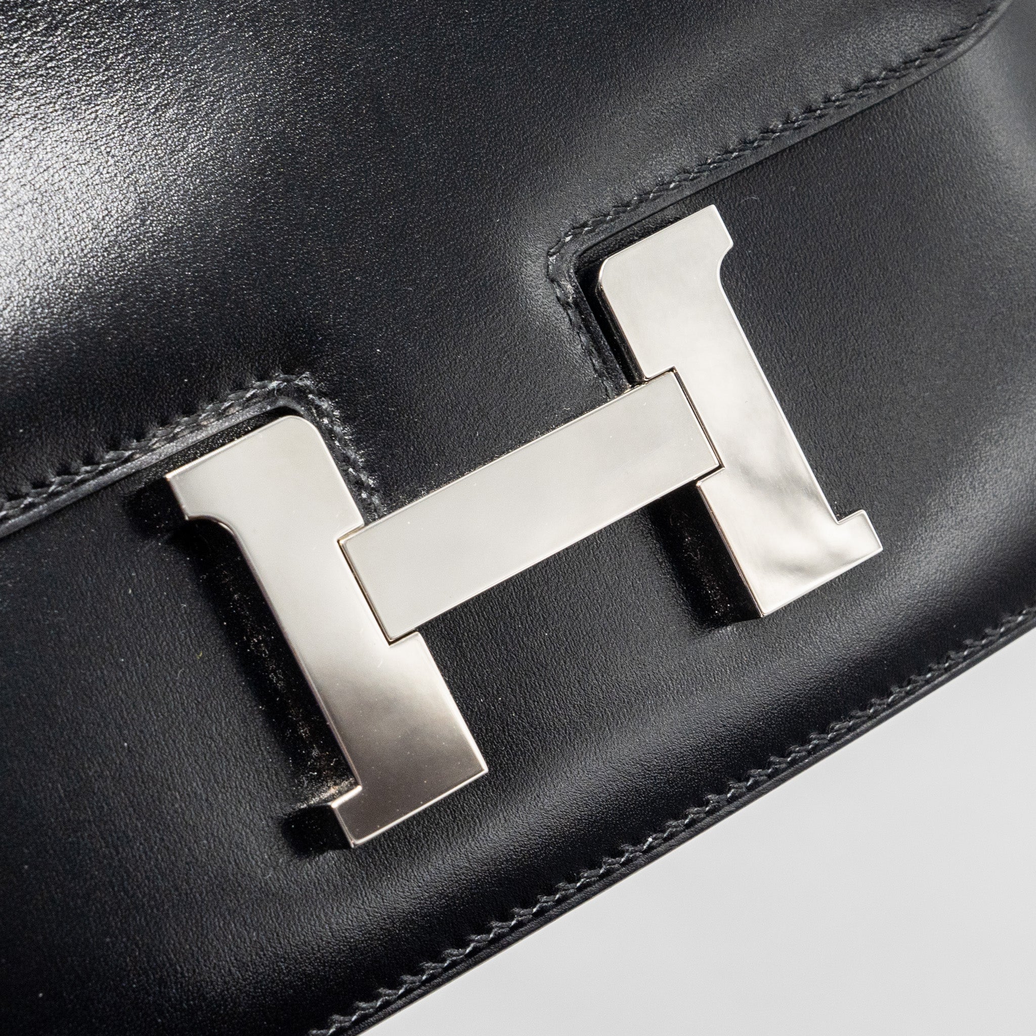 hermes-mini-constance-box-calfskin-leather-black-shw-stamp-y