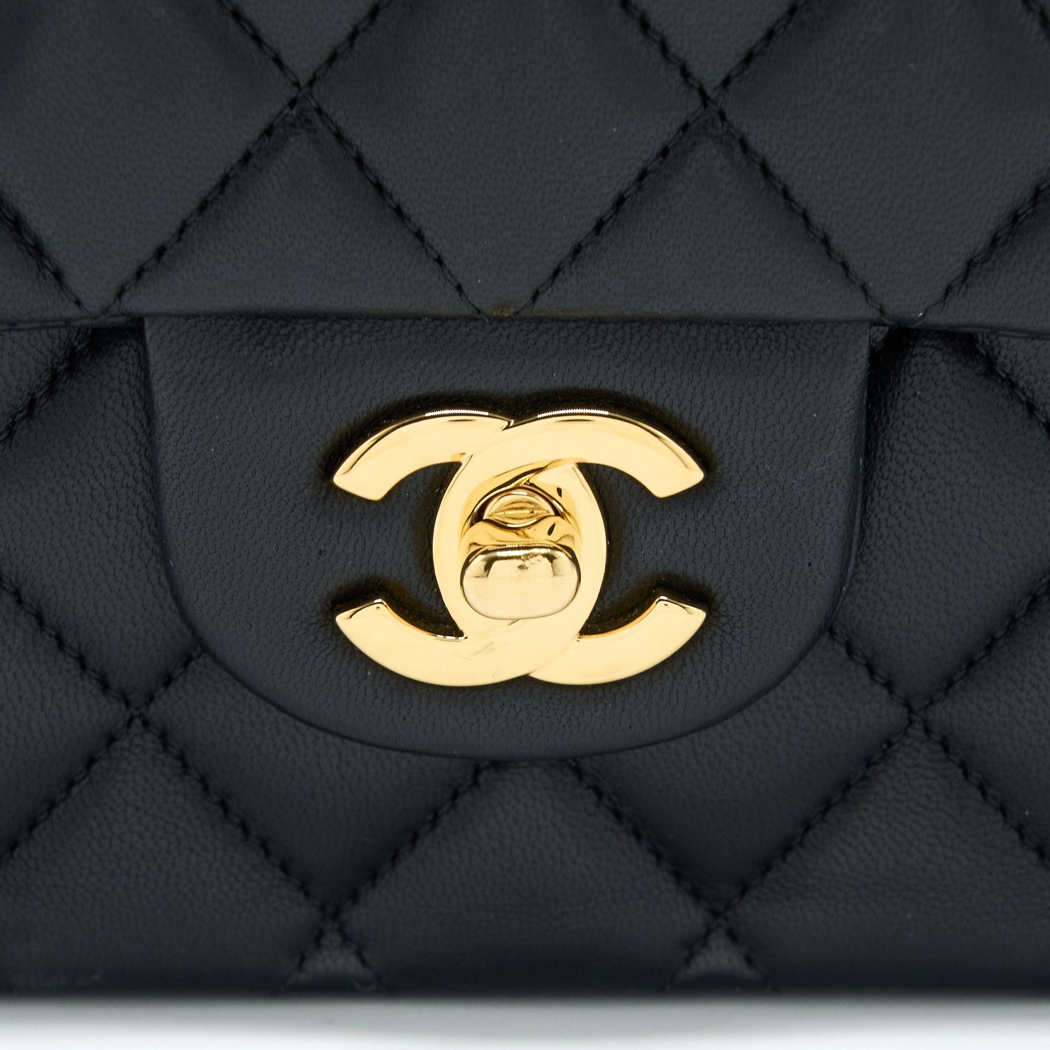 chanel-medium-classic-double-flap-bag-lambskin-black-ghw-2