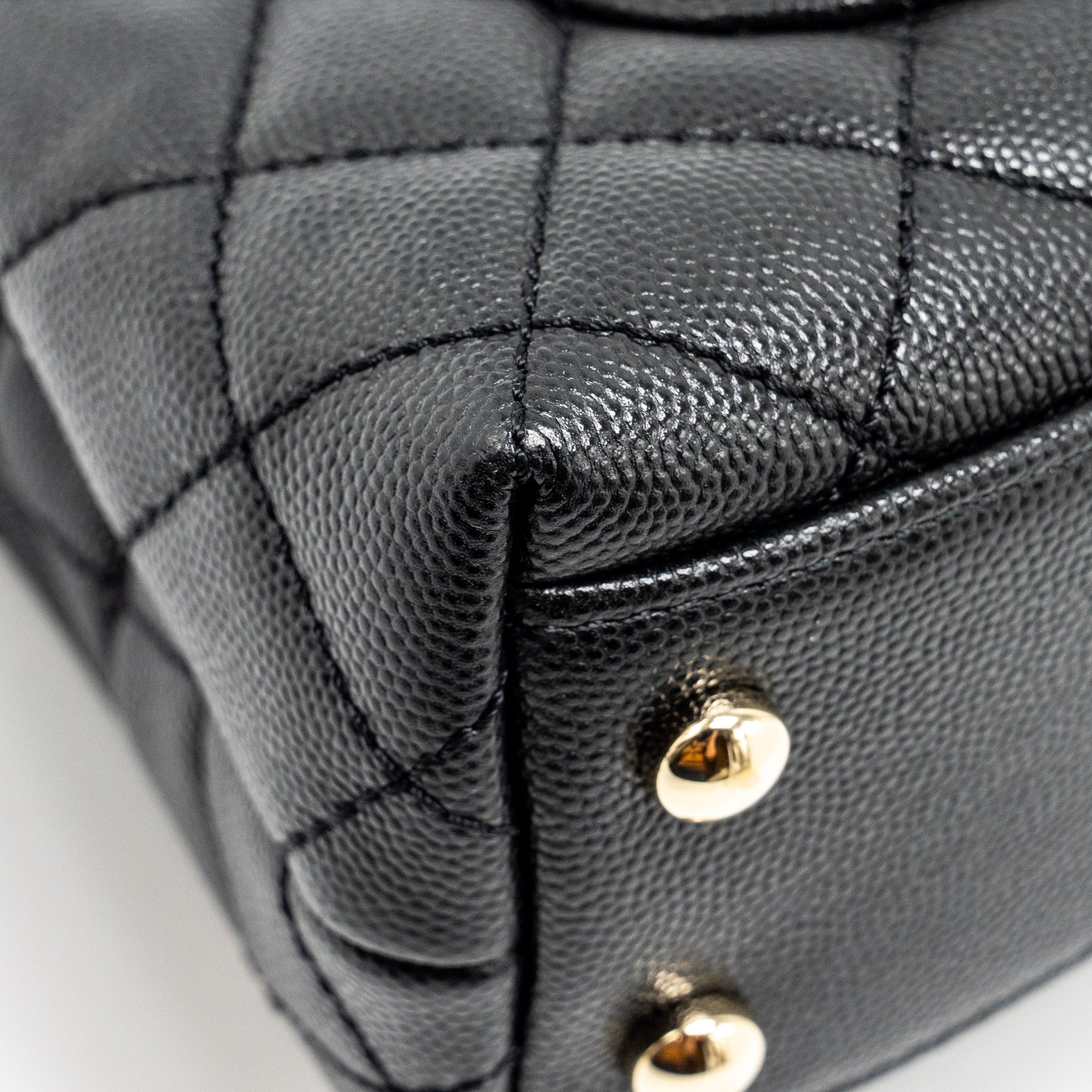 chanel-mini-coco-handle-caviar-black-lghw-copy-1