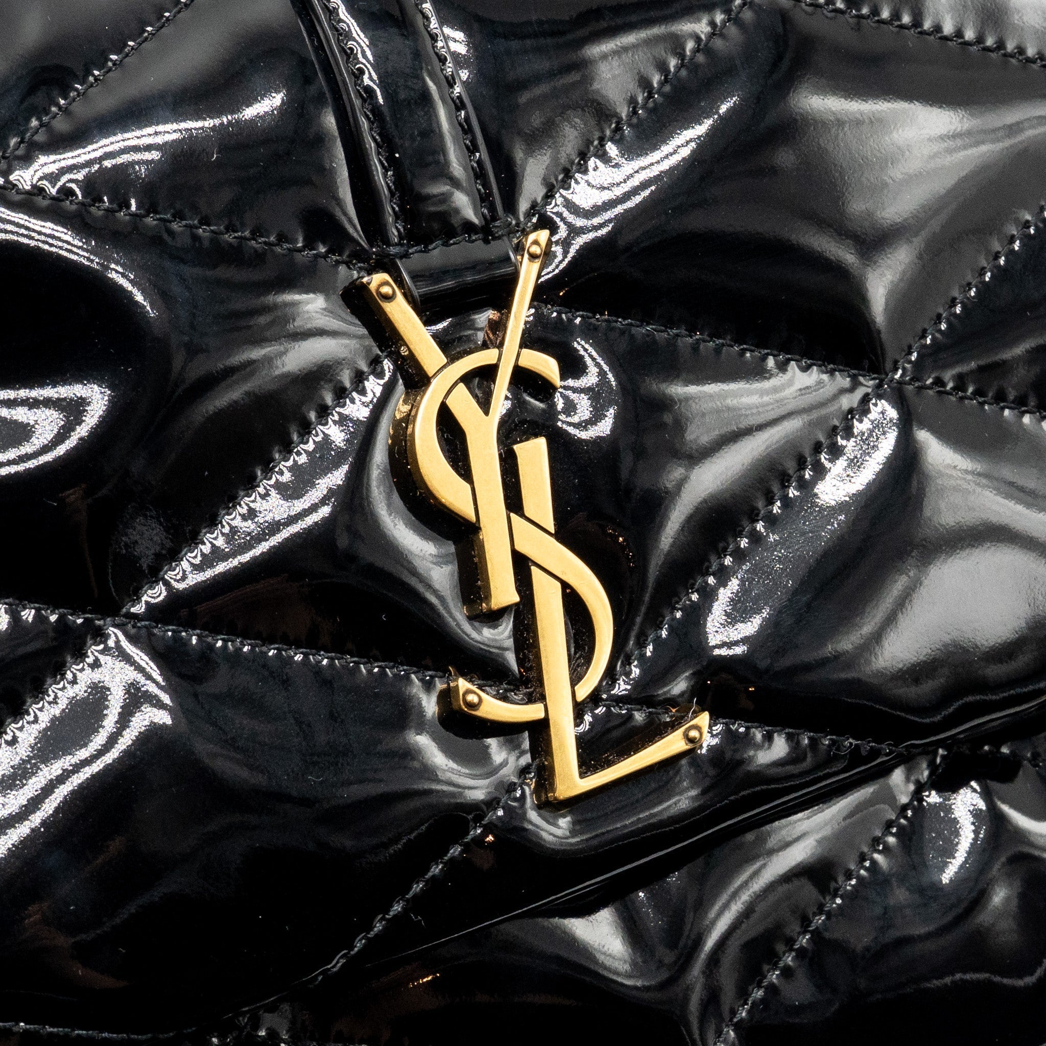 saint-laurent-ysl-le-5-a-7-quilted-shoulder-bag-patent-black-ghw