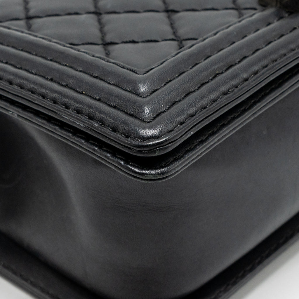 chanel-boy-black-1