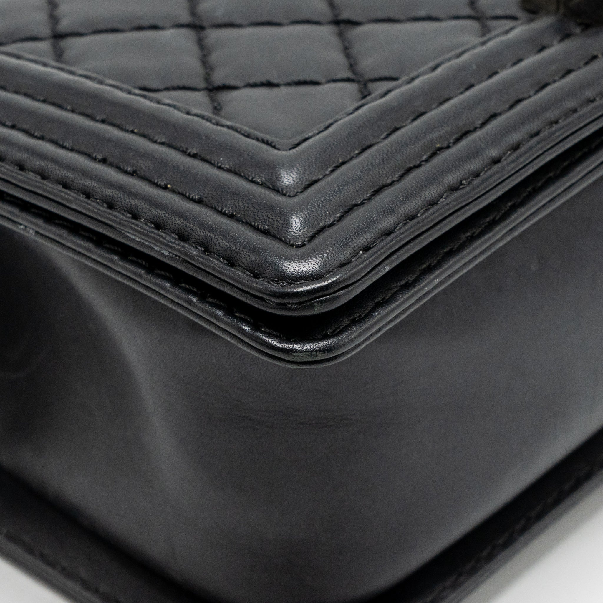 chanel-boy-black-1