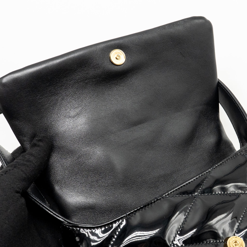 saint-laurent-ysl-le-5-a-7-quilted-shoulder-bag-patent-black-ghw