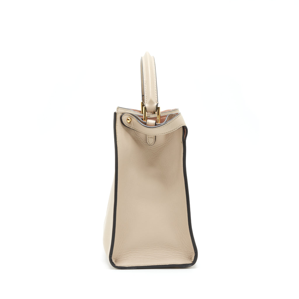fendi-peekaboo-iconic-essentially-beige-ghw
