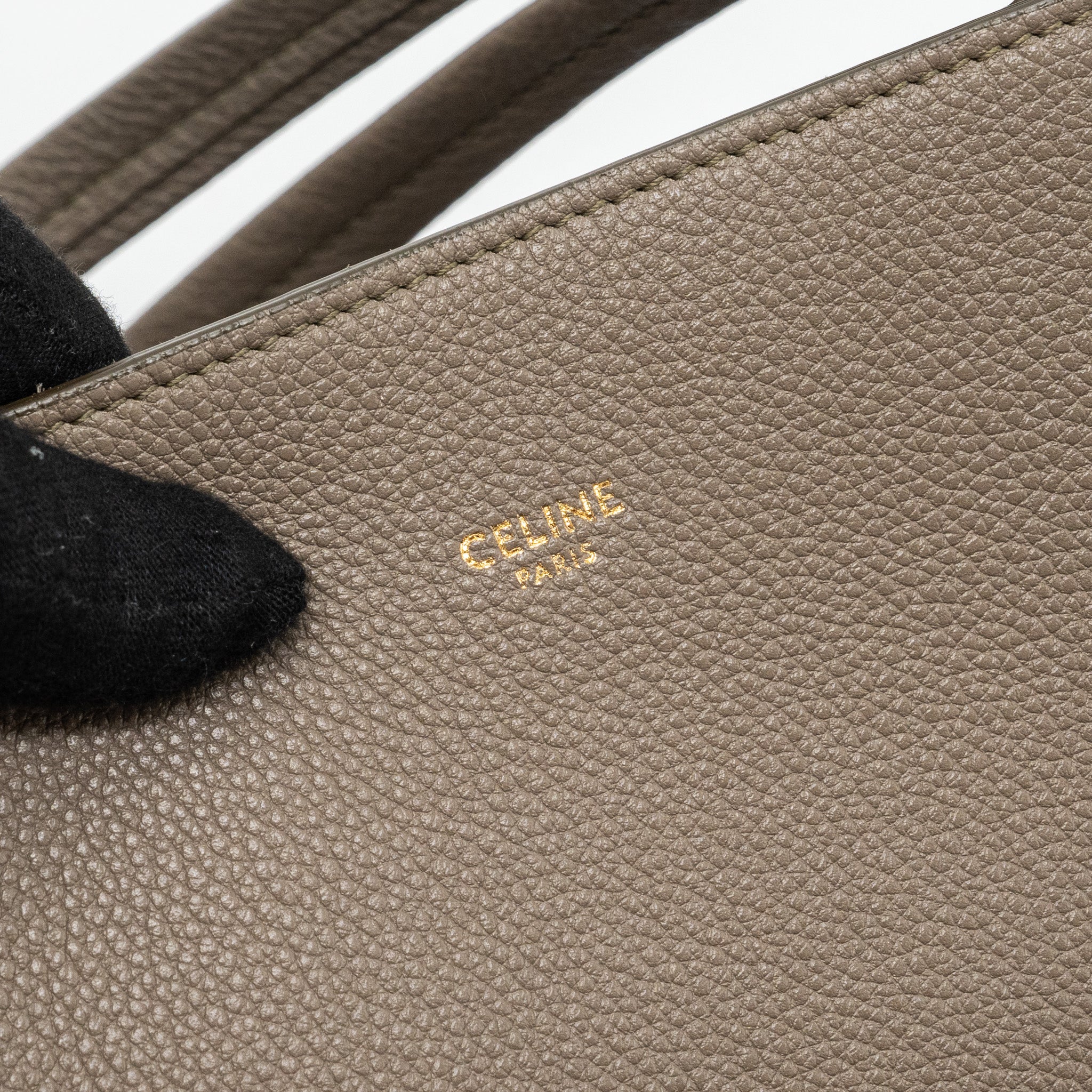celine-small-cabas-phantom-bag-grained-calfskin-taupe-ghw