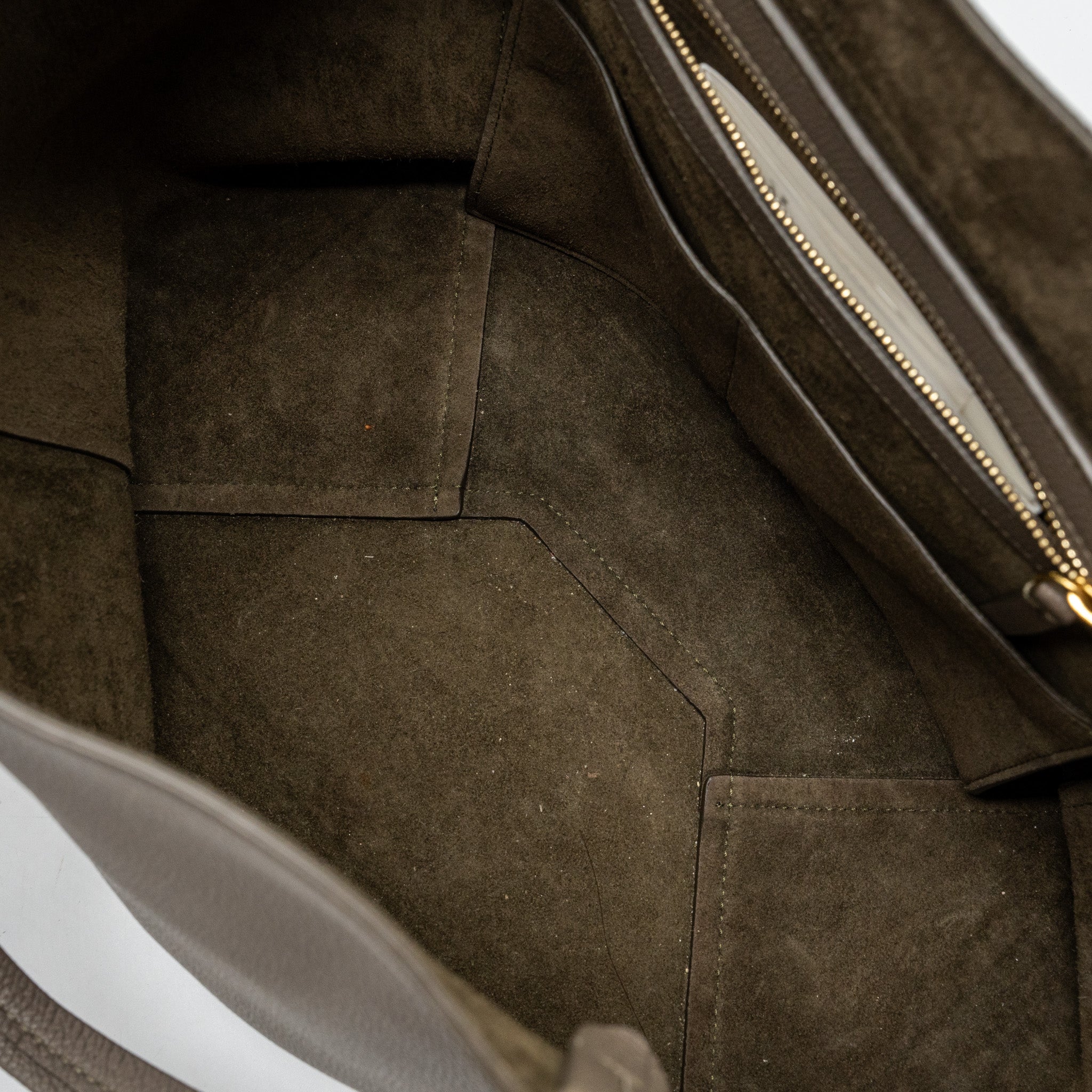 celine-small-cabas-phantom-bag-grained-calfskin-taupe-ghw