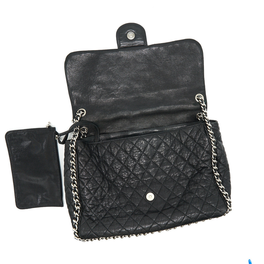 chanel-quilted-leather-with-chain-shoulder-bag-xl-black-shw