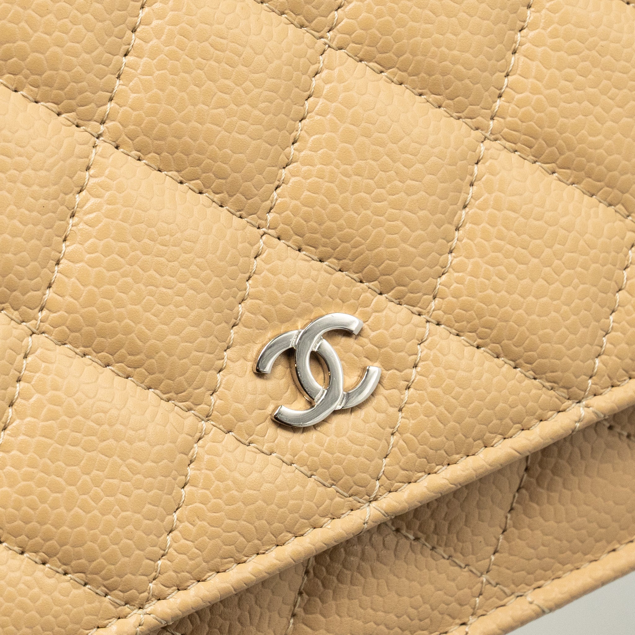 chanel-classic-wallet-on-chain-caviar-beige-shw-microchip