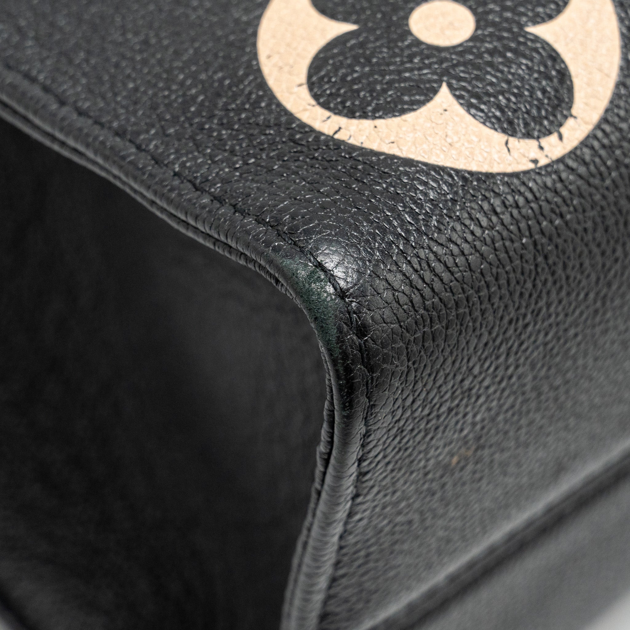 louis-vuitton-onthego-mm-bicolour-monogram-empreinte-black-beige-ghw-copy