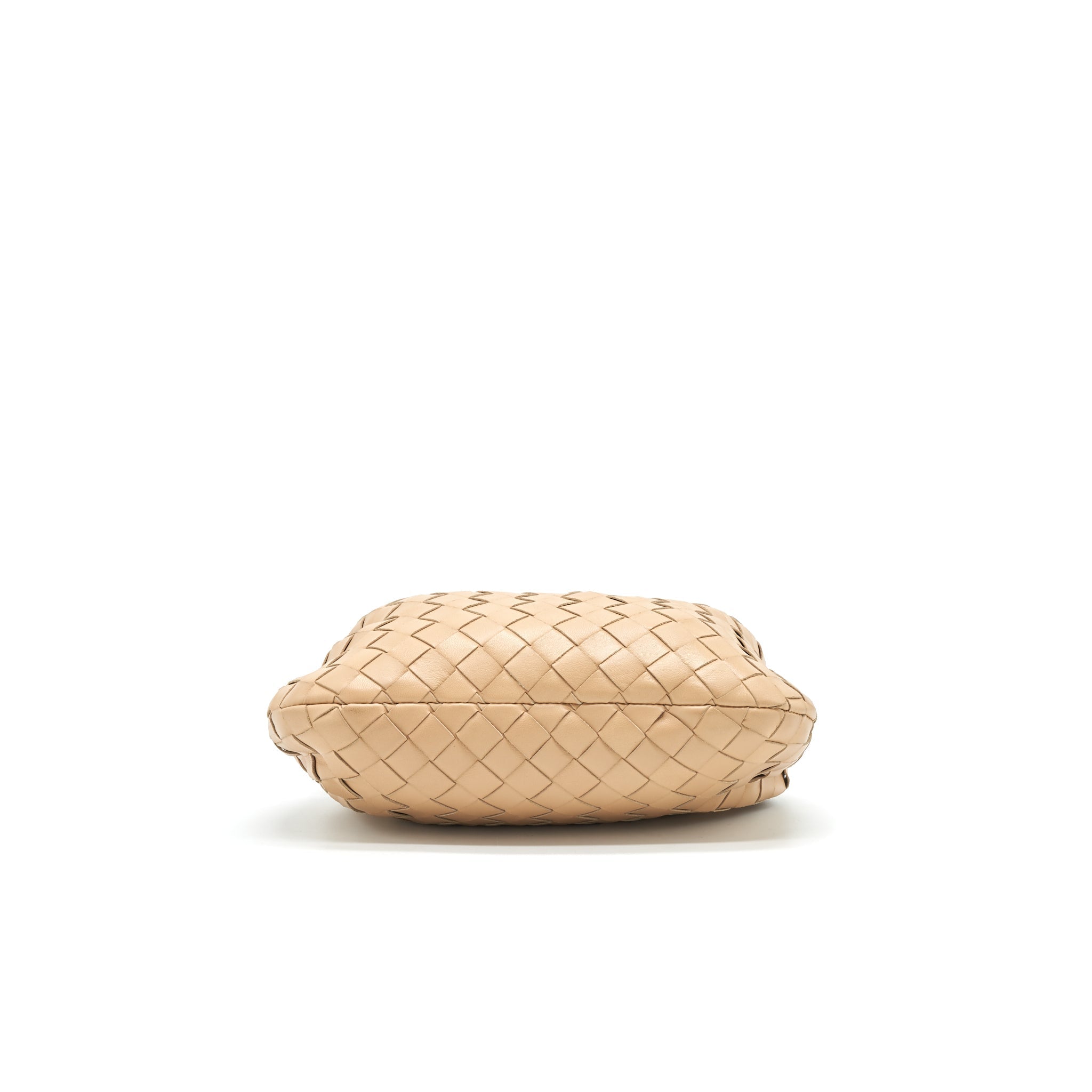 bottega-veneta-the-mini-jodie-in-beige