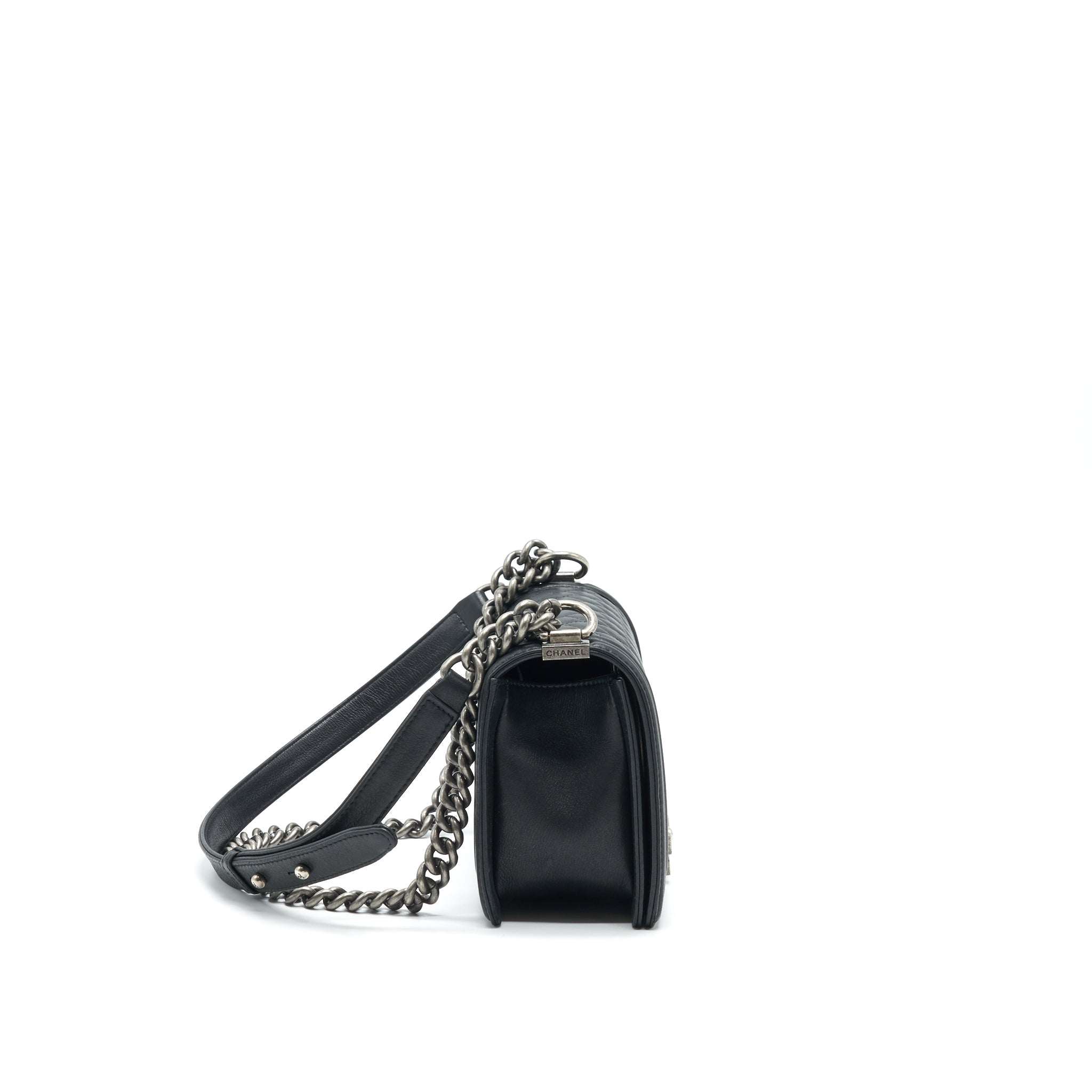 chanel-medium-boy-chanel-handbag-black-ruthenium-hardware