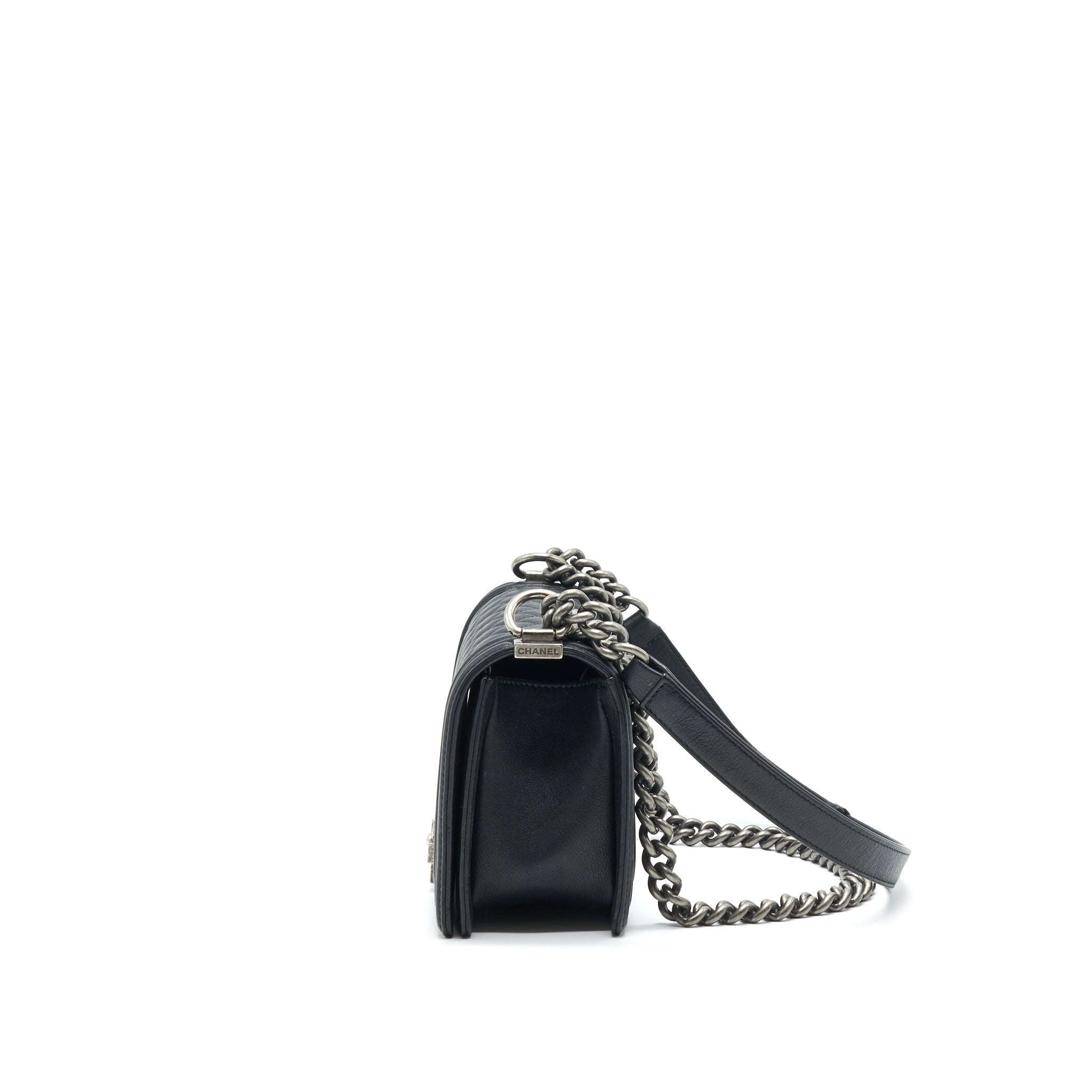 chanel-medium-boy-chanel-handbag-black-ruthenium-hardware