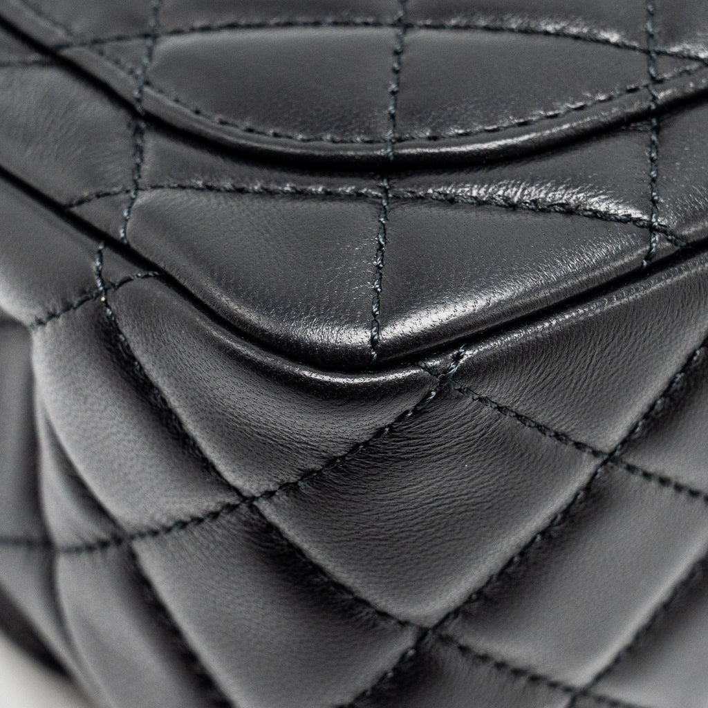 chanel-22c-pearl-crush-mini-square-flap-bag-lambskin-black-ghw-microchip-copy