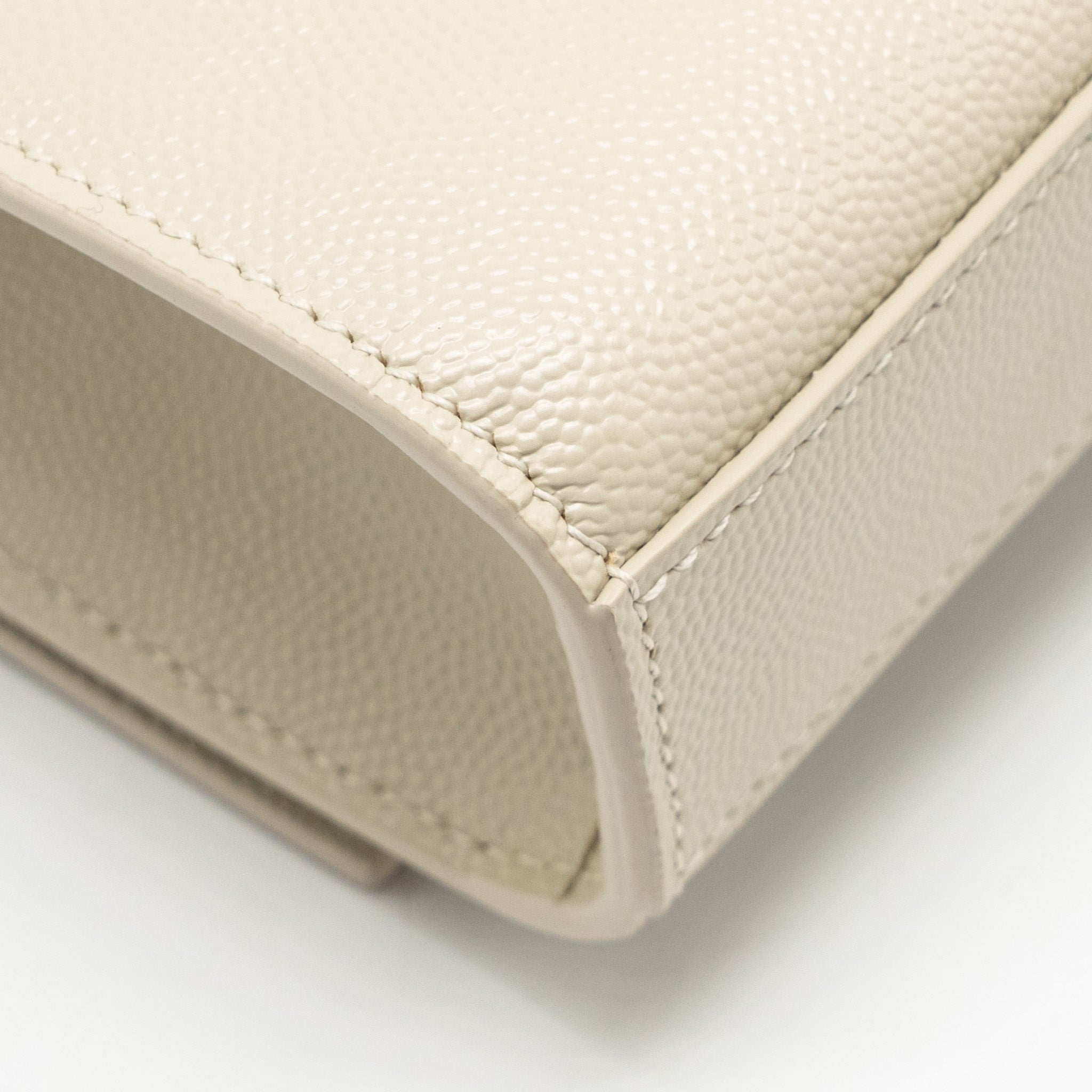 saint-laurent-ysl-medium-kate-bag-grained-calfskin-white-ghw