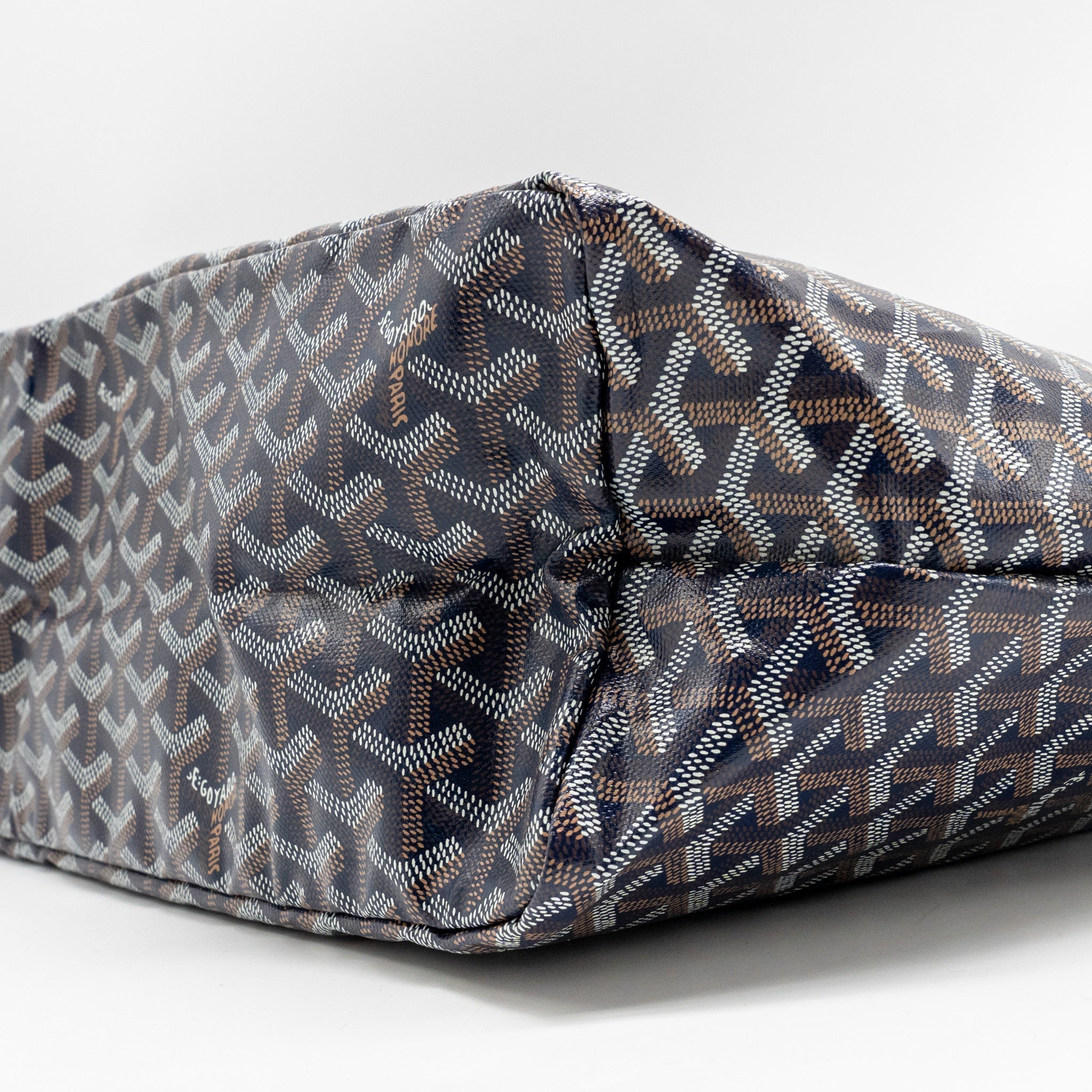 goyard-saint-louis-pm-tote-goyardine-canvas-calfskin-navy-blue-shw-copy